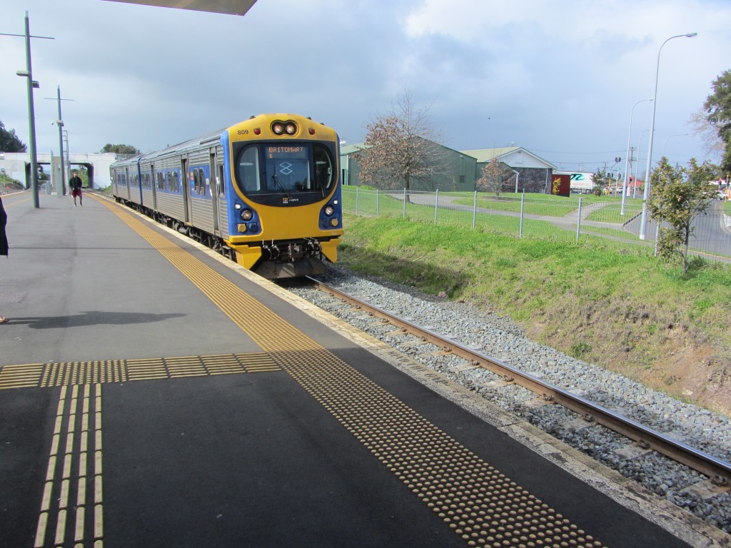This is a photo of a train arriving at Homai Station